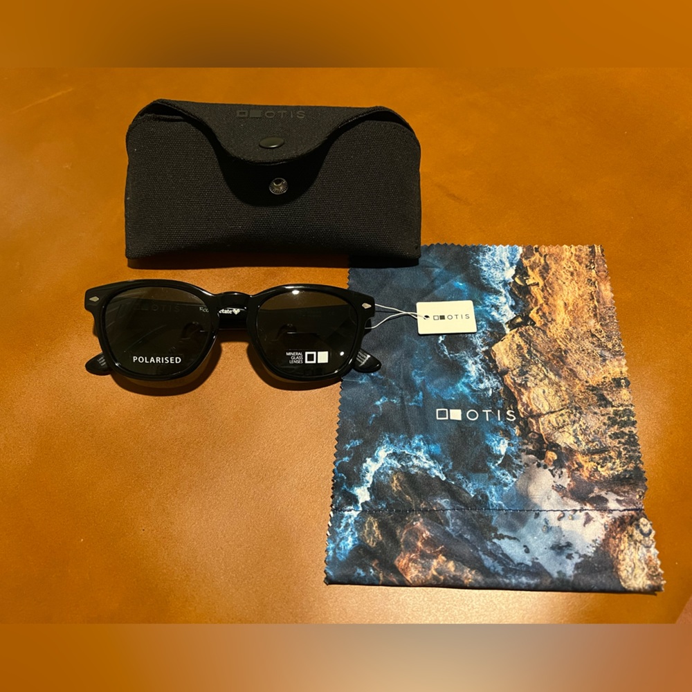 OTIS Summer of 67 Eco Sunglasses Shades Polarized Polarised UVA UVB Black